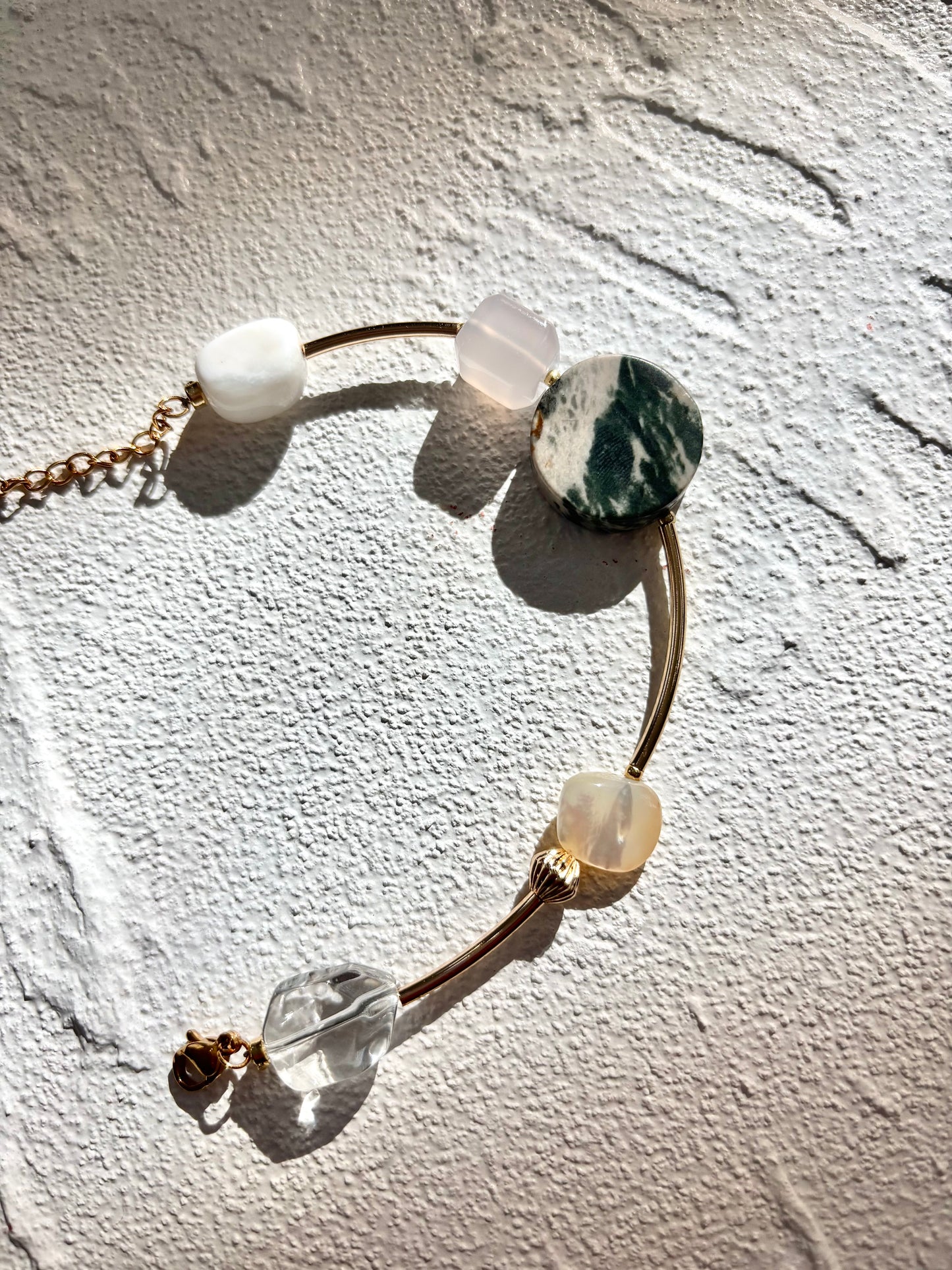 The Blend of Elegant Adjustable Chain Verdant Glow Bracelet