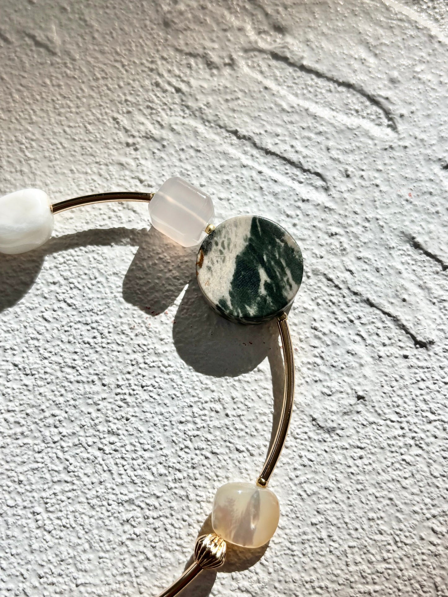 The Blend of Elegant Adjustable Chain Verdant Glow Bracelet