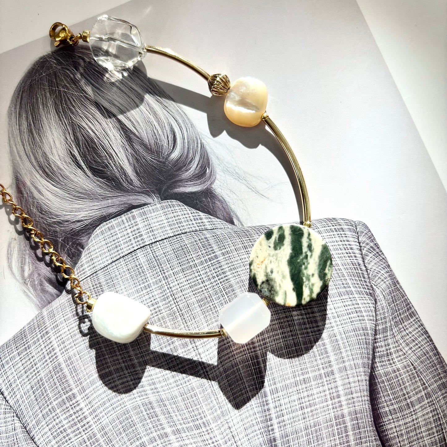 The Blend of Elegant Adjustable Chain Verdant Glow Bracelet