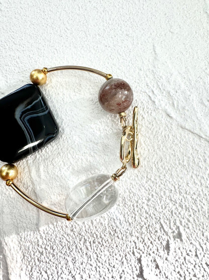 Black Agate Bracelet with Gold Accents Bracelet - ArcLine